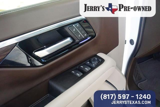 2025 Chevrolet Suburban LT