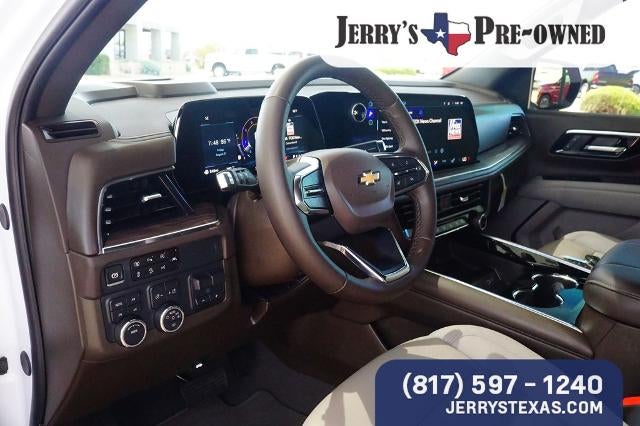 2025 Chevrolet Suburban LT