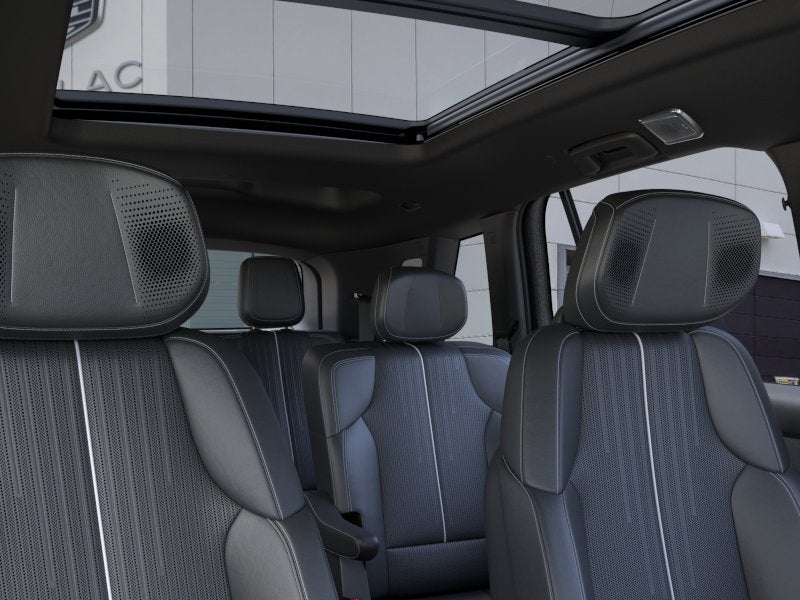 2027 Cadillac VISTIQ Luxury