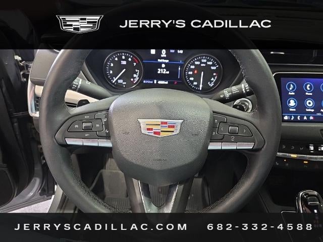 2023 Cadillac XT4 Premium Luxury