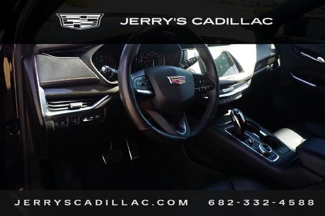 2023 Cadillac XT4 FWD Sport