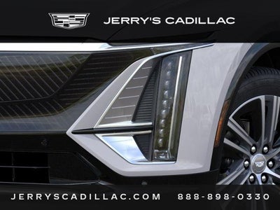 2024 Cadillac LYRIQ Luxury 2