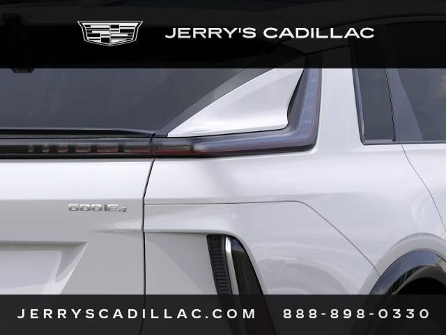 2024 Cadillac LYRIQ Luxury 2