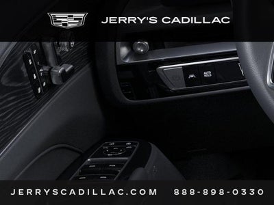 2024 Cadillac LYRIQ Luxury 2