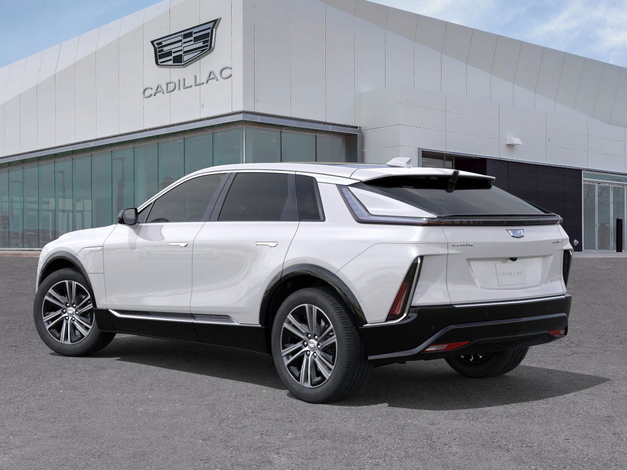 2024 Cadillac LYRIQ Luxury 2