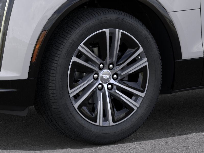 2024 Cadillac LYRIQ Luxury 2