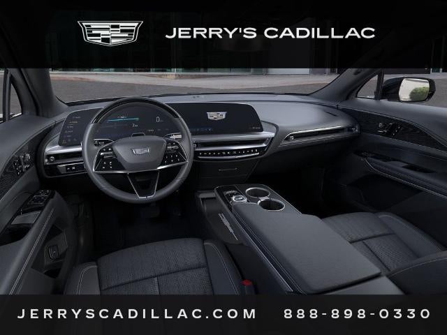 2024 Cadillac LYRIQ Luxury 2