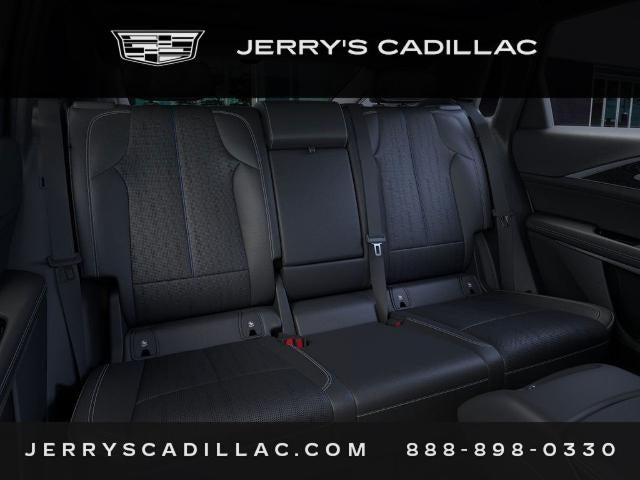 2024 Cadillac LYRIQ Luxury 2