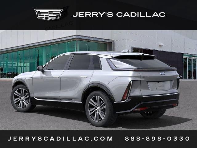 2024 Cadillac LYRIQ Luxury 2