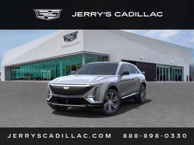 2024 Cadillac LYRIQ Luxury 2