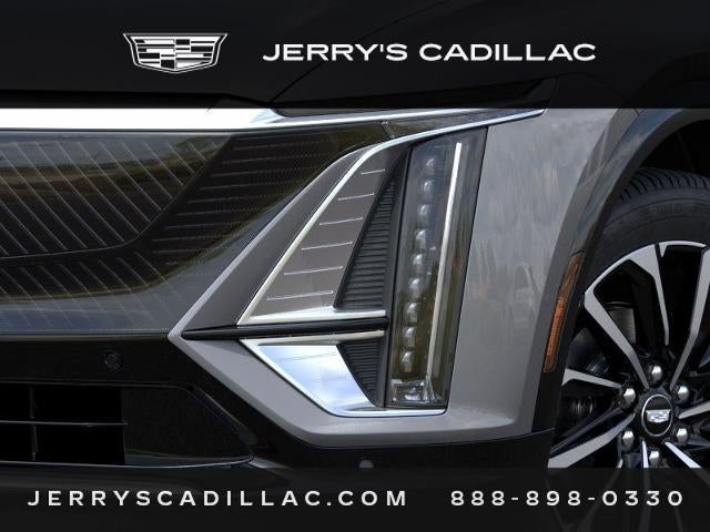 2024 Cadillac LYRIQ Sport 2