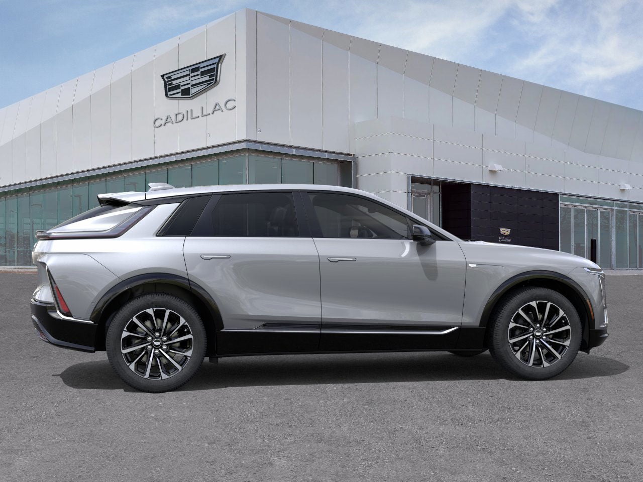 2024 Cadillac LYRIQ Sport 2