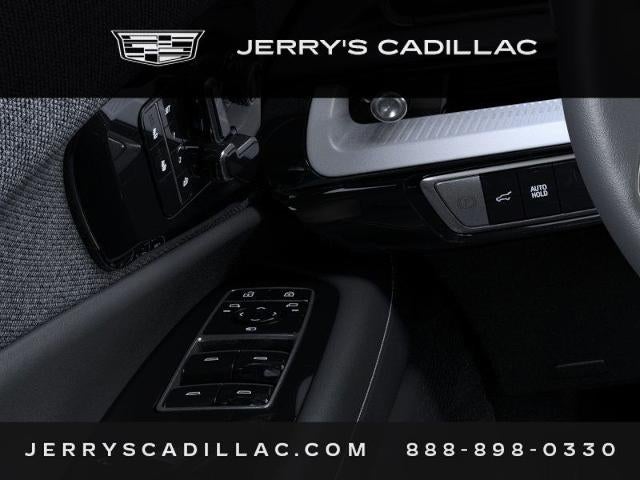 2025 Cadillac OPTIQ Luxury 1