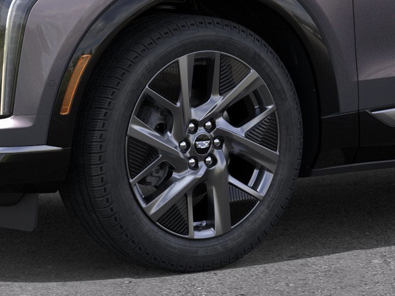 2025 Cadillac OPTIQ Luxury 1