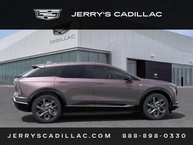 2025 Cadillac OPTIQ Luxury 1