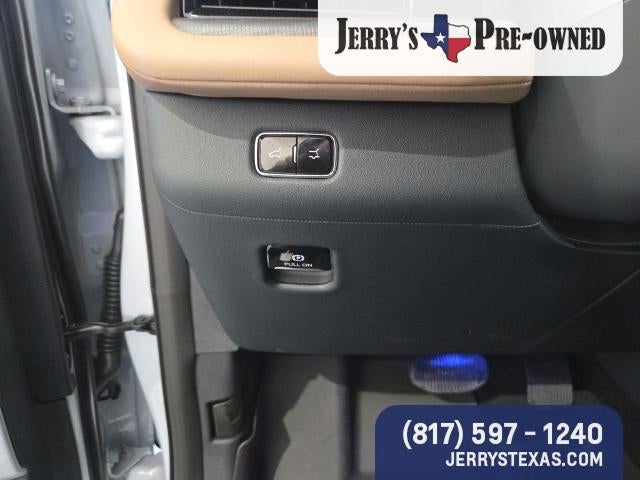 2025 Lincoln Navigator L Black Label