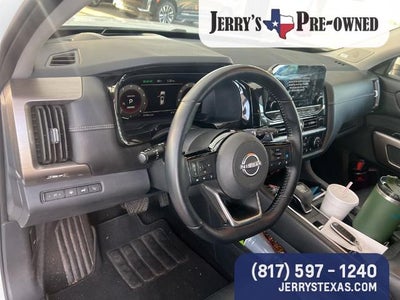 2023 Nissan Pathfinder Platinum