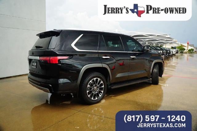 2024 Toyota Sequoia SR5