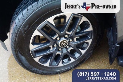 2024 Toyota Sequoia SR5