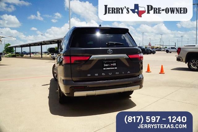 2024 Toyota Sequoia SR5