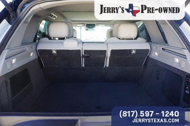 2024 Land Rover Range Rover SV