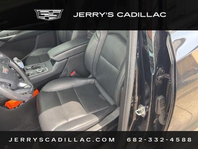2023 Cadillac XT4 Premium Luxury