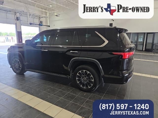 2024 Toyota Sequoia SR5