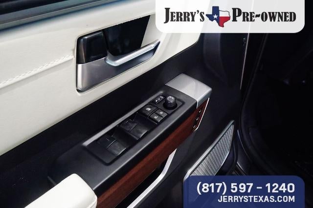 2024 Toyota Sequoia SR5