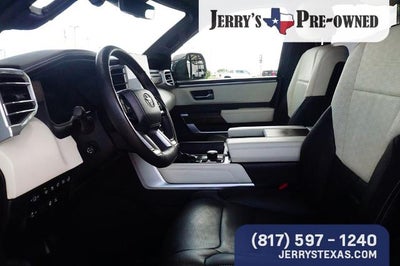 2024 Toyota Sequoia SR5
