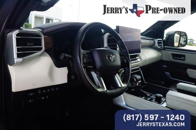 2024 Toyota Sequoia SR5