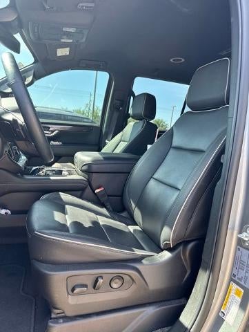 2025 GMC Yukon Elevation