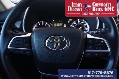 2022 Toyota Highlander XLE